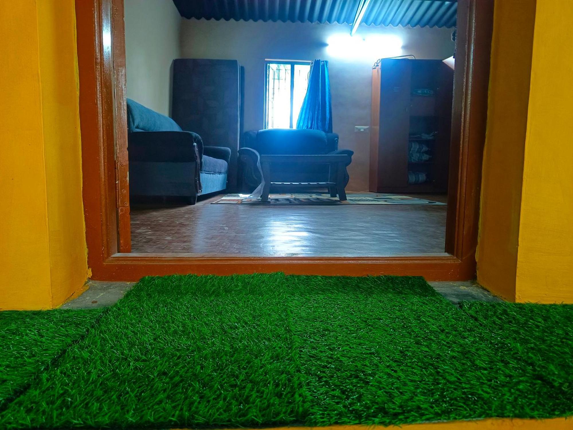 Shivalaya Farmstay Located Amdist Coconut Farm With River Access Near Isha,Adiyogi,Siruvani Alāndurai Extérieur photo